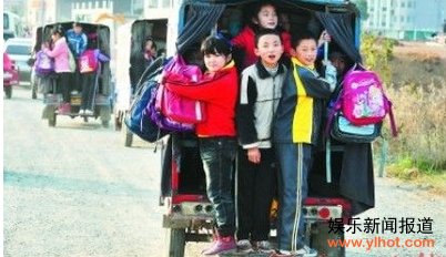 У������